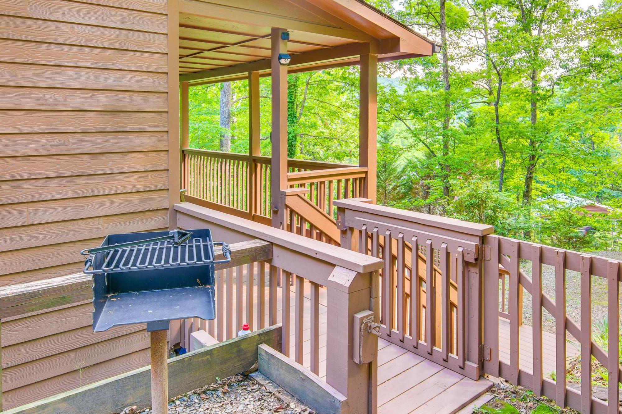 Charming Fox Den Cabin In Whittier With Hot Tub! Exterior photo