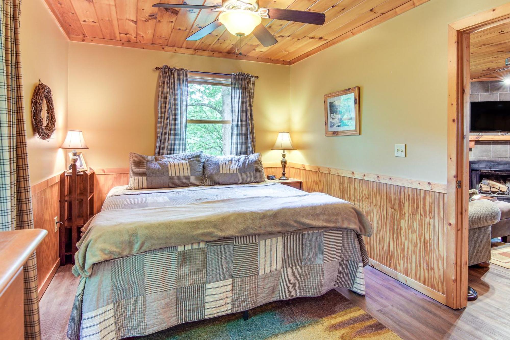 Charming Fox Den Cabin In Whittier With Hot Tub! Exterior photo