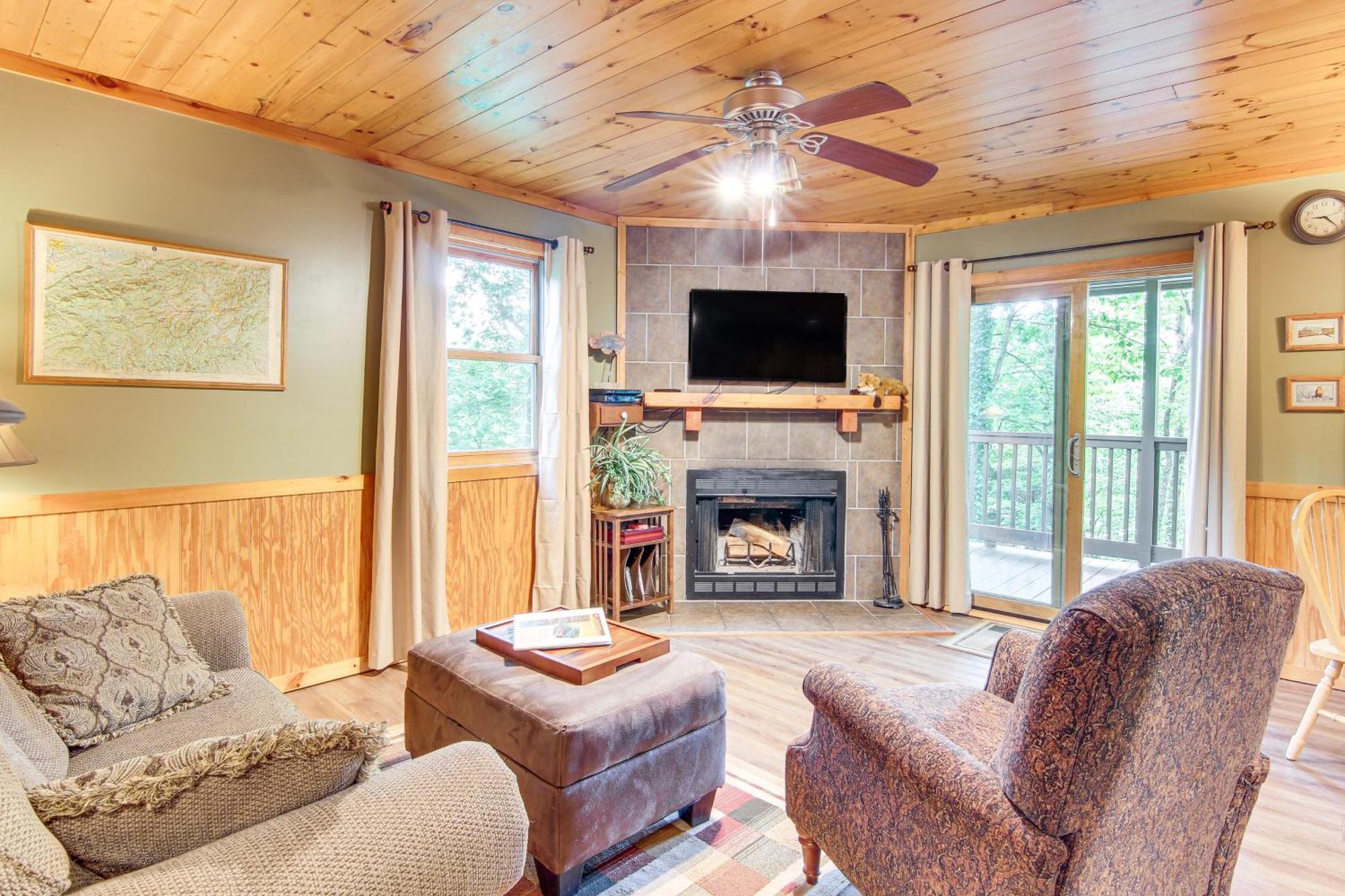 Charming Fox Den Cabin In Whittier With Hot Tub! Exterior photo